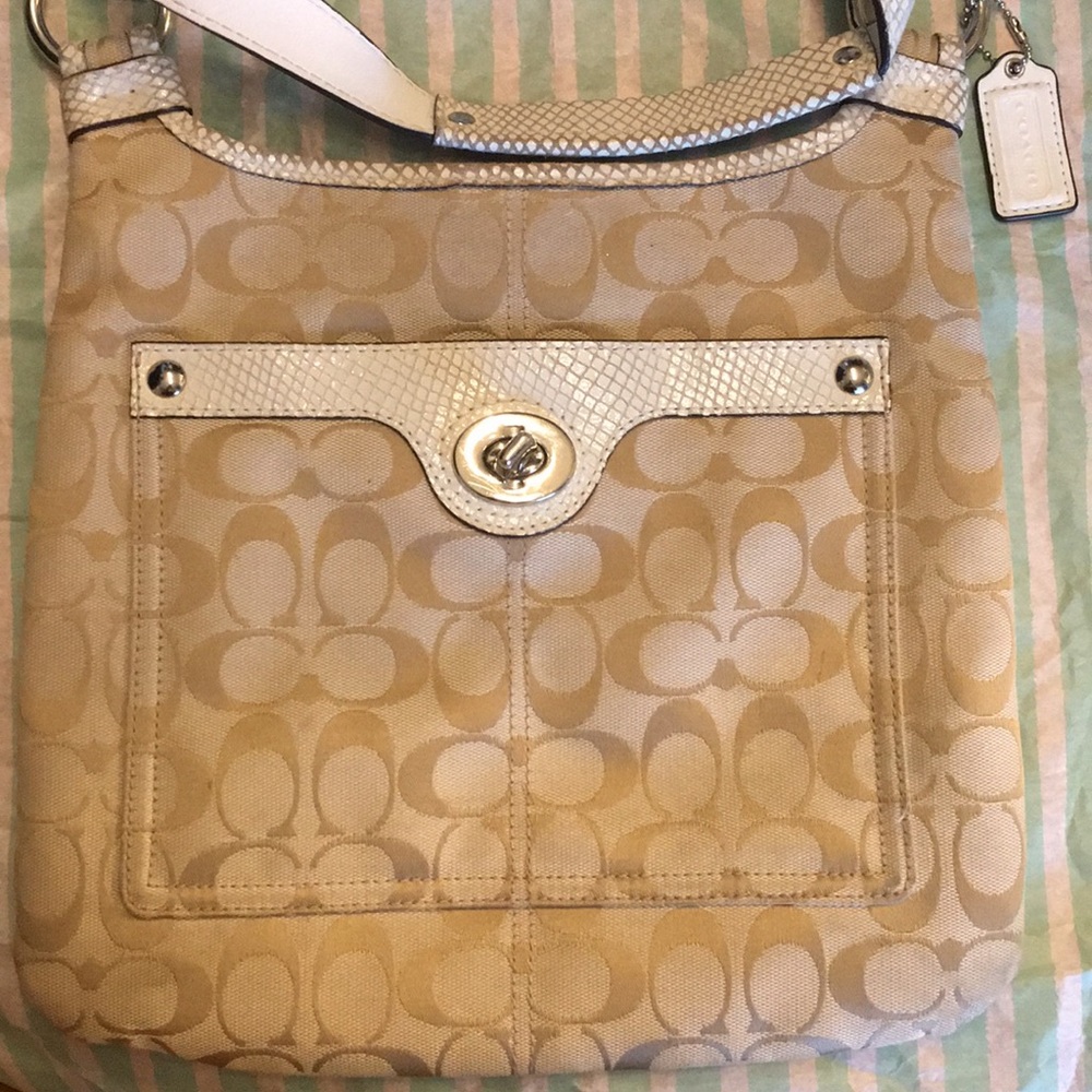 Coach Penelope Signature Crossbody Khaki F16536